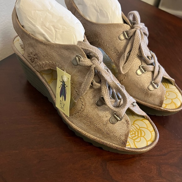 Fly London Slingback Sandal - Picture 3 of 3